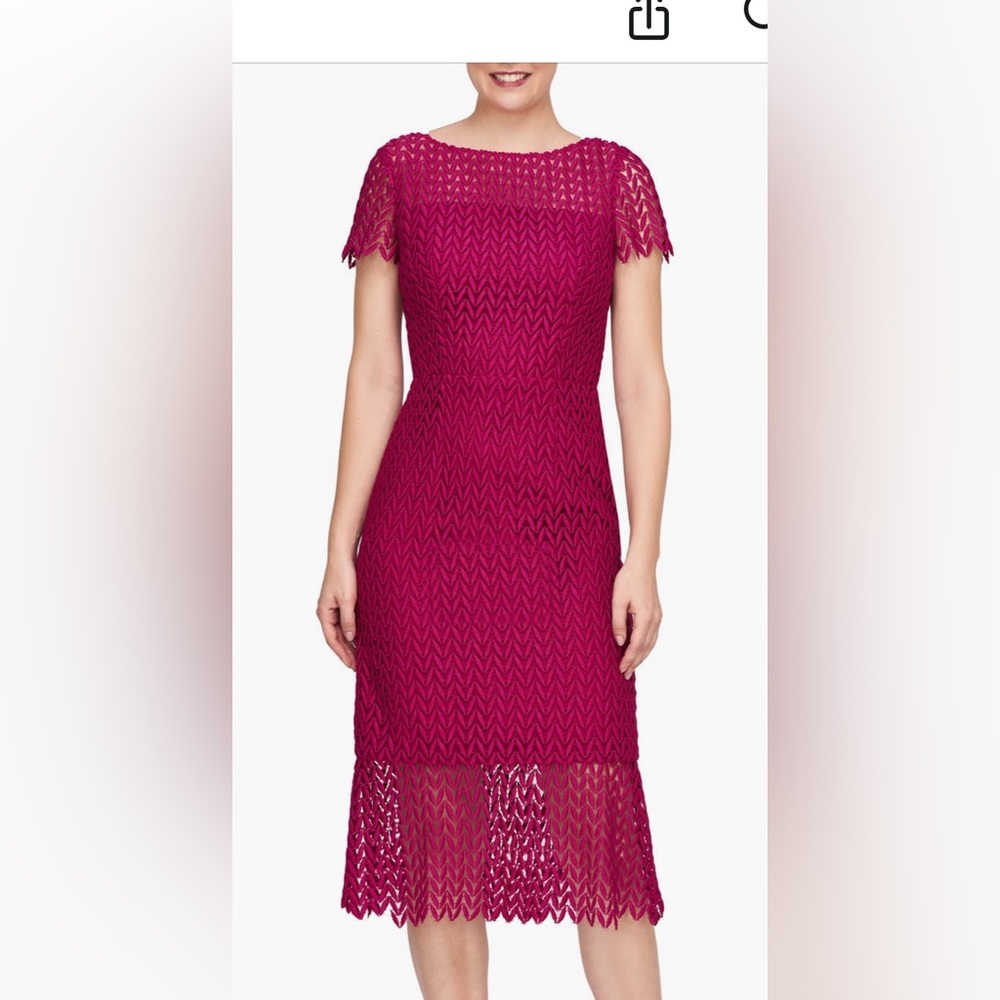 Kay Unger beautiful lace dress worn once for a wedding. Size 8